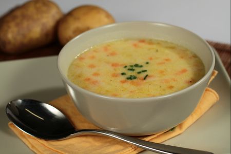 Crema de patatas con verduras