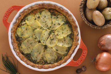 Tarta rústica de patatas y cebollas