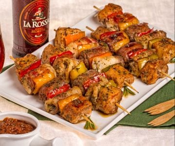 Brochetas vivaces a la cerveza