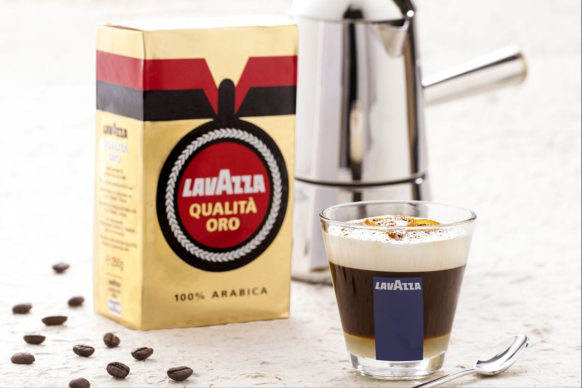 Café a la naranja con aire de leche cremoso y aromático