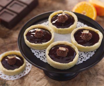 Cestini de naranja y chocolate