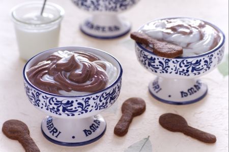 Vasito de yogur y chocolate