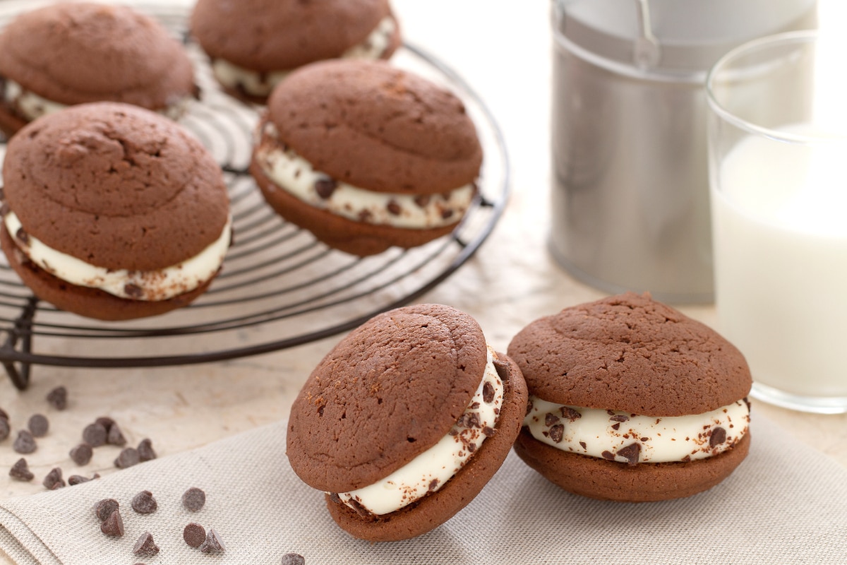 Whoopies al Nesquik con crema stracciatella