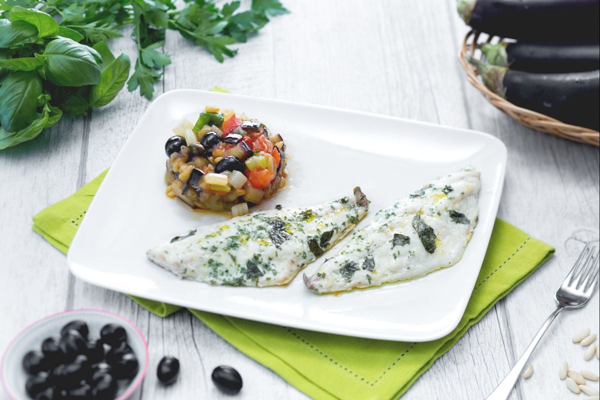 Dorada a las hierbas con caponata