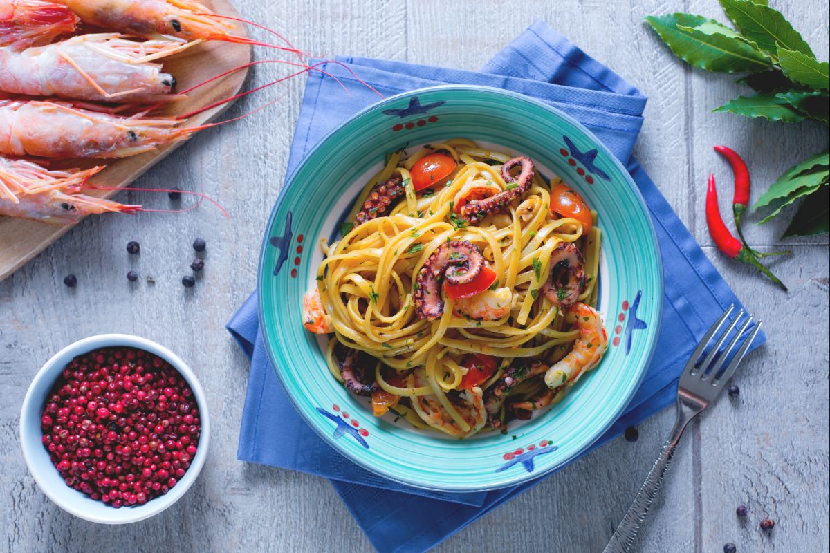 Bavette con pulpo y gambas