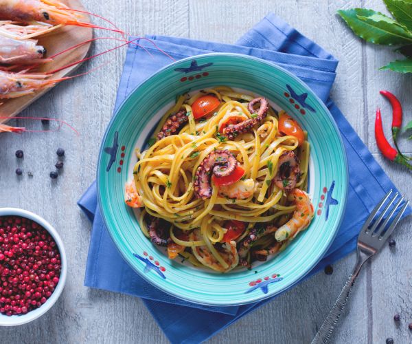 Bavette con pulpo y gambas