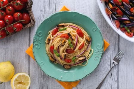 Espaguetis con mejillones a la catalana