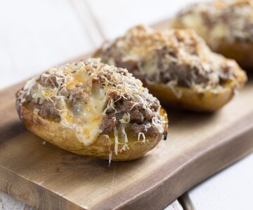 Patatas al horno rellenas
