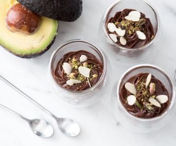 Mousse de chocolate y aguacate