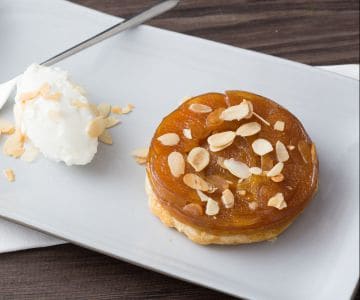 Mini tatin de manzanas y almendras