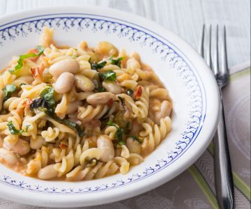 Pasta y alubias de verano