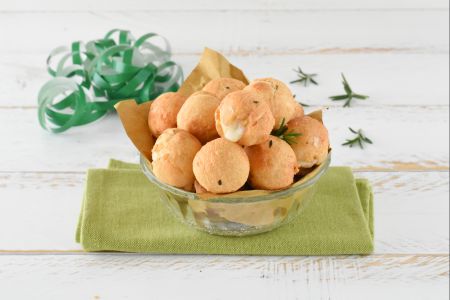 Castañuelas saladas al romero