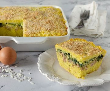 Tarta de arroz con grelos y salchicha