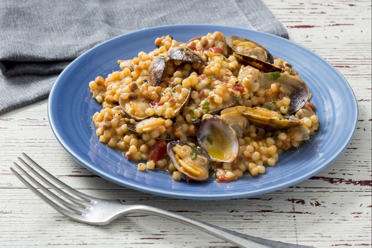 Fregola con almejas