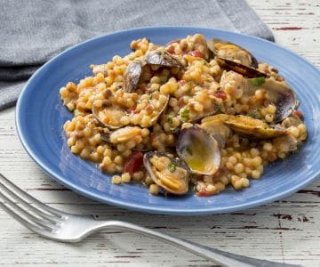 Fregola con almejas