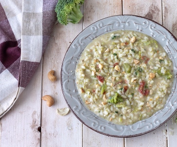 Risotto con brócoli y anacardos