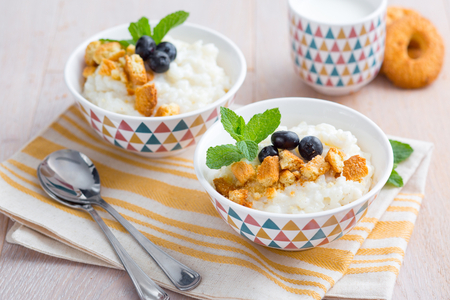 Arroz con leche y galletas