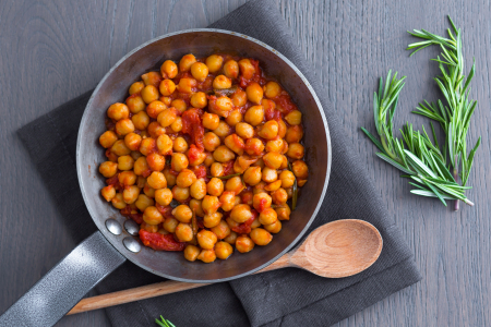 Garbanzos con tomate