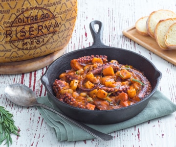 Pulpo y judías guisadas