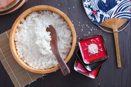 Arroz para sushi: cómo cocinarlo y cuál elegir