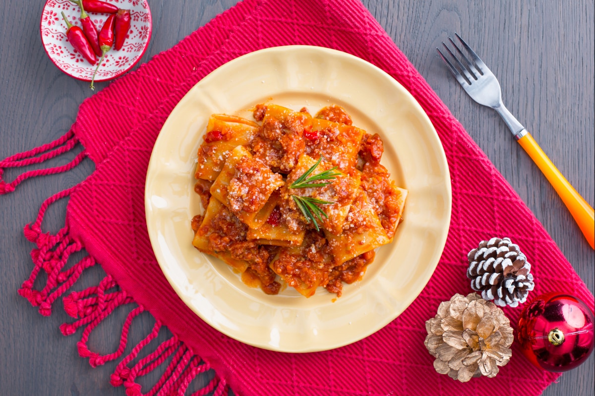 Paccheri con ragú de cotechino