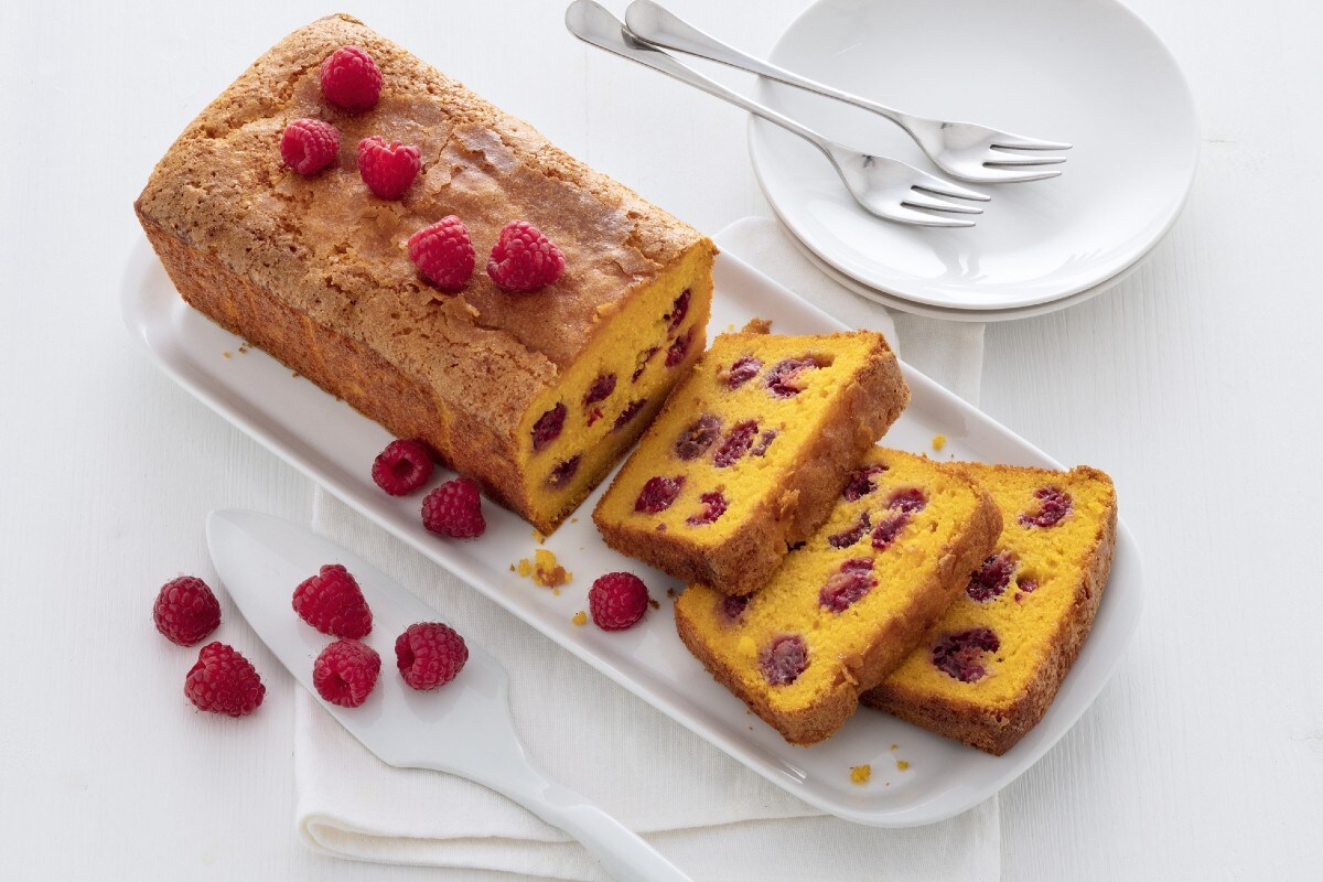 Pastel de zanahoria y frambuesa esponjoso y ligero
