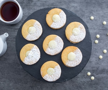 Galletas con crema de chocolate blanco