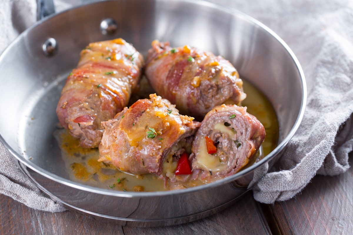 Rollos de carne y panceta