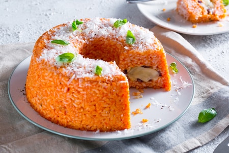 Rosca de arroz rellena de berenjenas