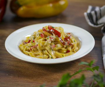 Fettuccine con pimientos