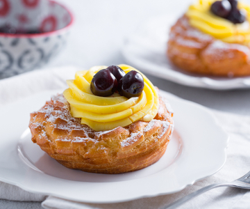 Zeppole napolitanas