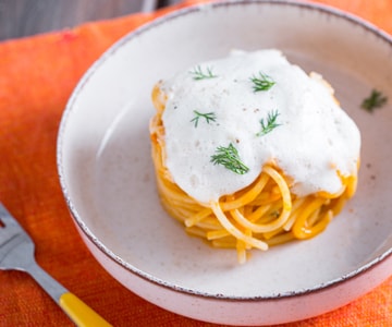 Spaghettone al ragú de salmonetes