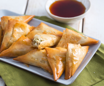 Triangolini de alcachofas y quartirolo