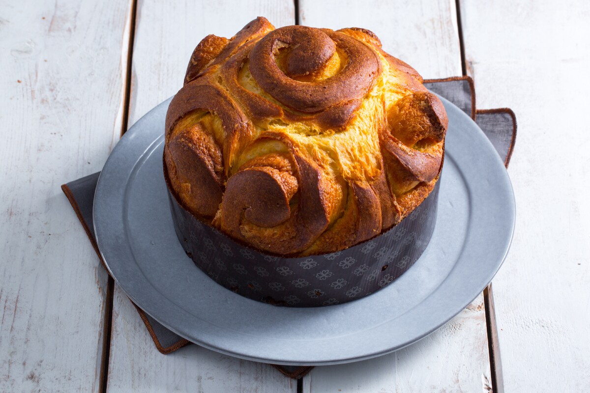 Tarta de rosas con masa madre