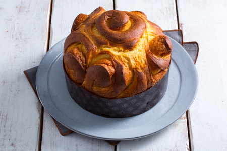 Tarta de rosas con masa madre