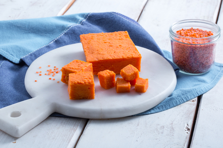 Tofu de lentejas de lentejas rojas
