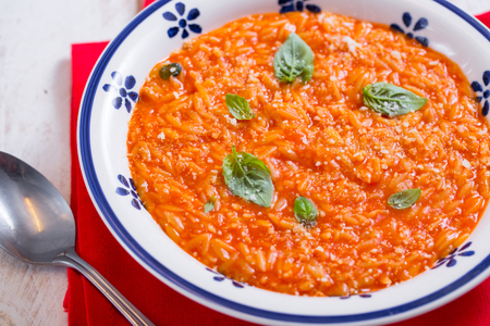 Pastina al tomate