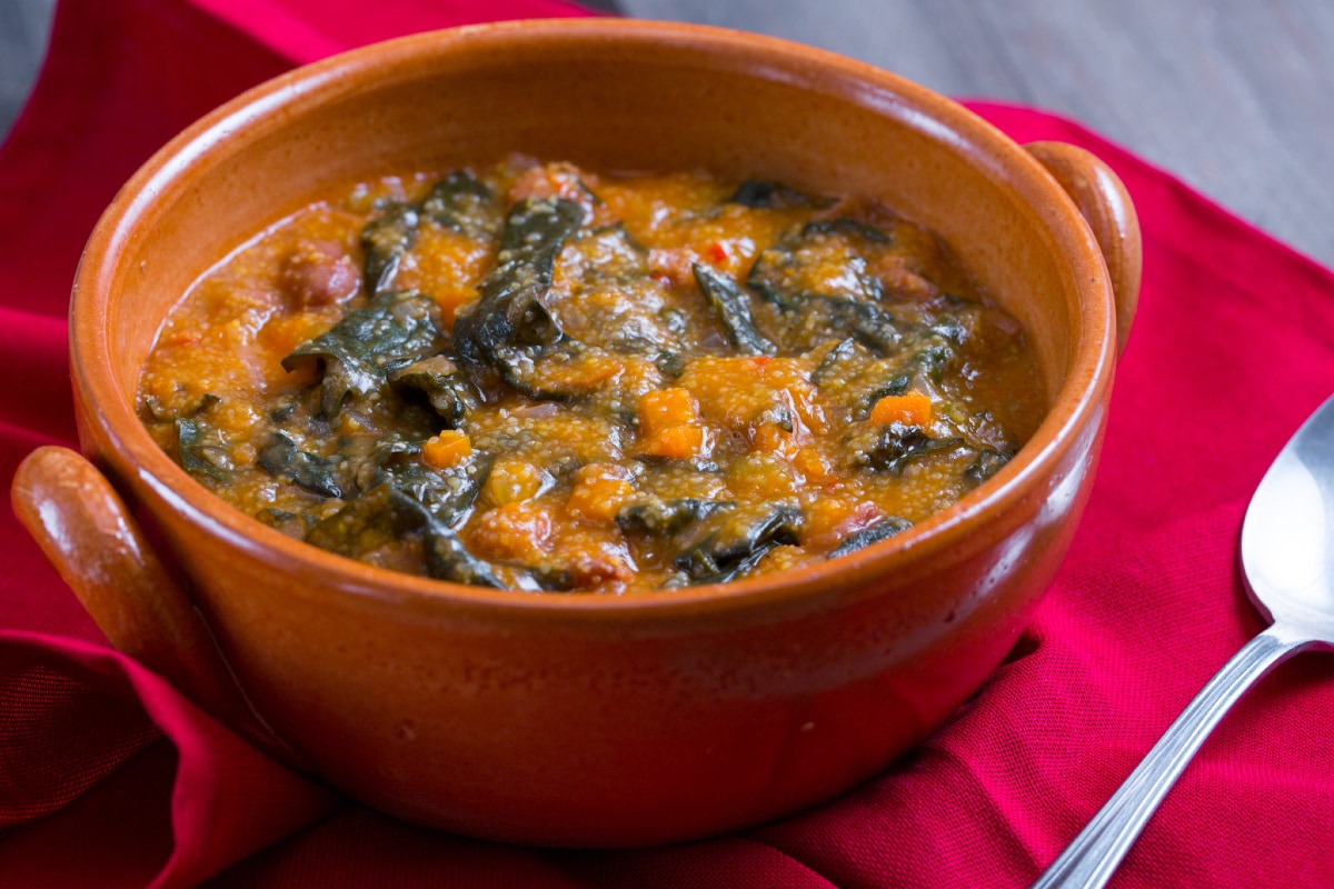 Farinata de col rizada y alubias borlotti