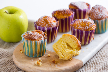 Muffin de manzana en freidora de aire