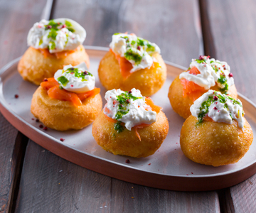 Montanarine con burrata y salmón ahumado