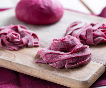 Pasta fresca de remolacha