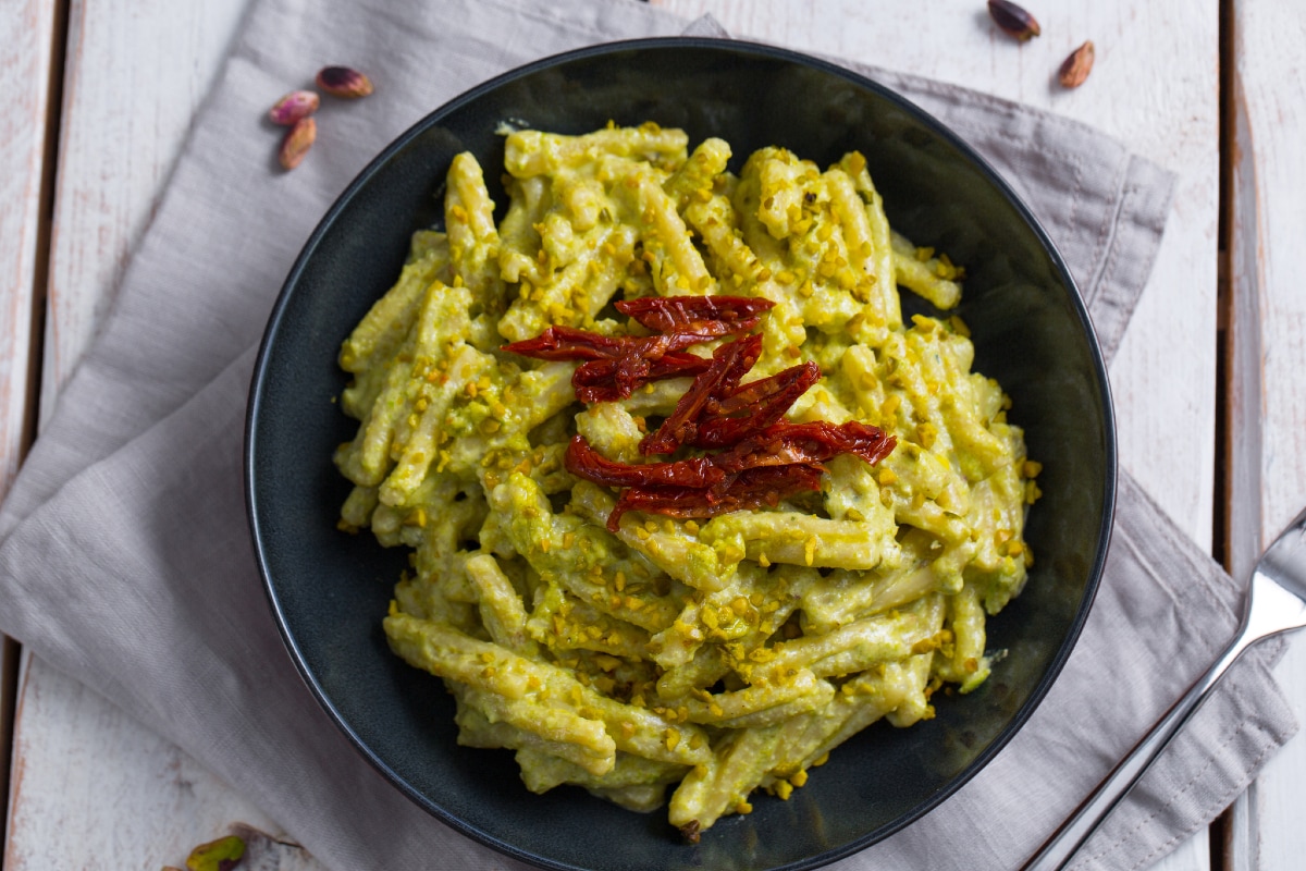 Pasta al pesto de pistachos