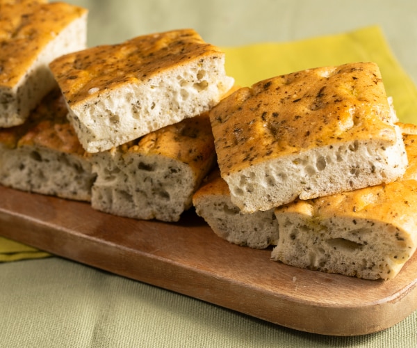 Focaccia sin gluten con hierbas aromáticas