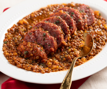 Cotechino y lentejas con salsa