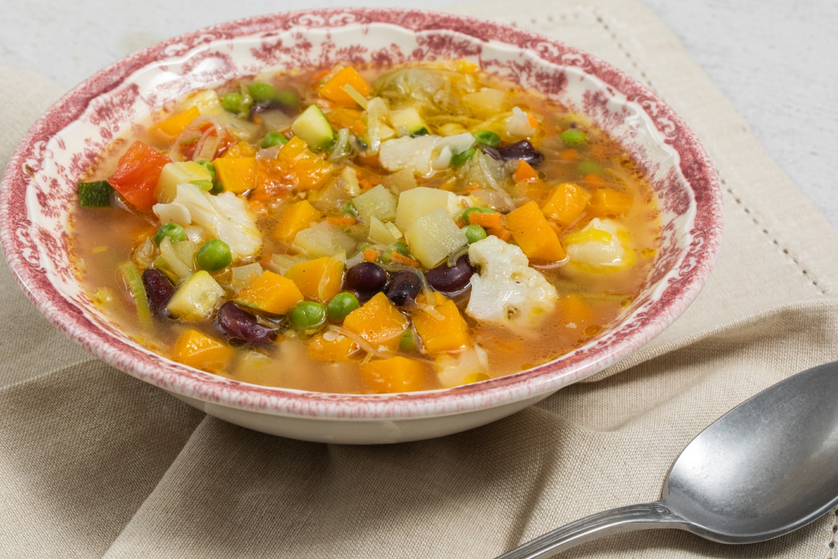 Minestrone de verduras al microondas