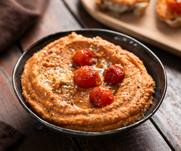 Hummus de tomatitos