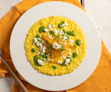 Risotto con pimientos y rúcula