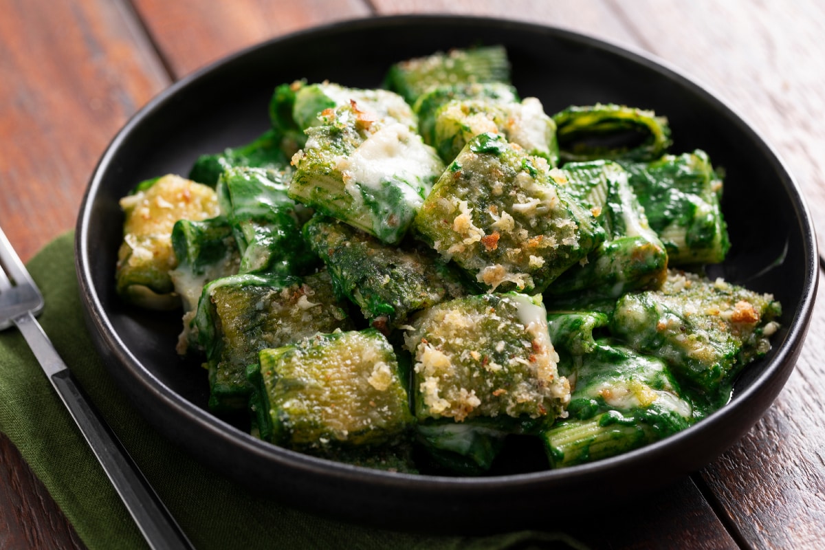 Pasta con espinacas y taleggio