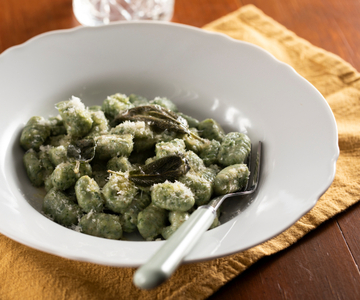 Ñoquis de ricotta con espinacas