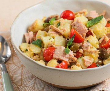 Ensalada de patatas y atún